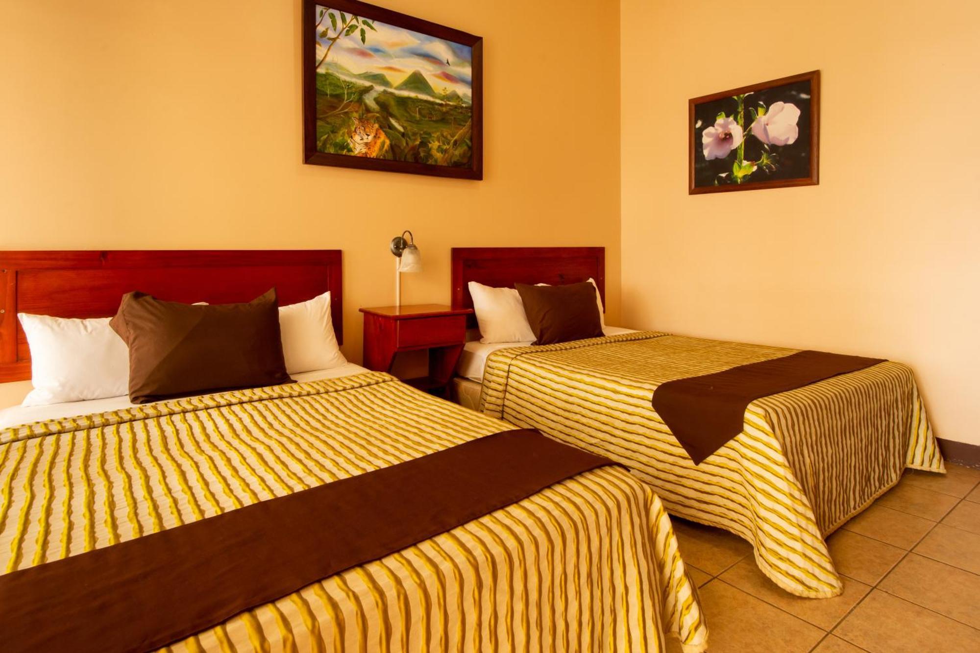 Hotel Las Colinas Ла Фортуна Экстерьер фото