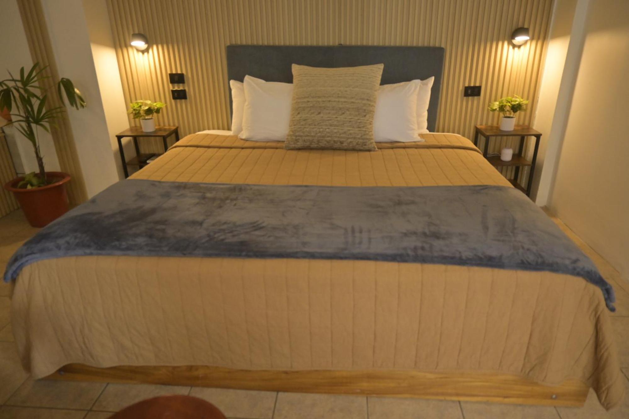 Hotel Las Colinas Ла Фортуна Экстерьер фото